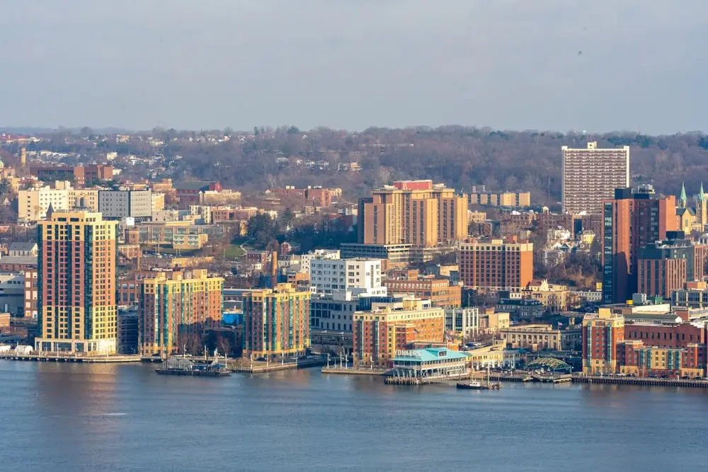 Aerial view of Yonkers showcasing urban landscape, highlighting security guard companies in Yonkers NY for community safety
