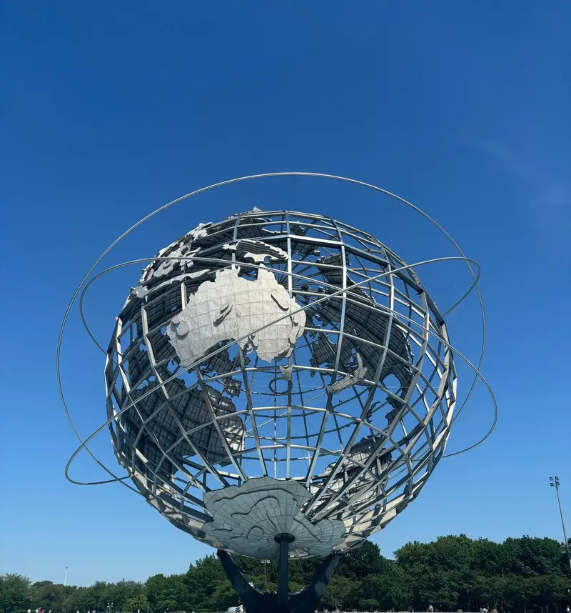 Landmark view of Queens featuring iconic buildings, relevant for security guard services and security guard company near me